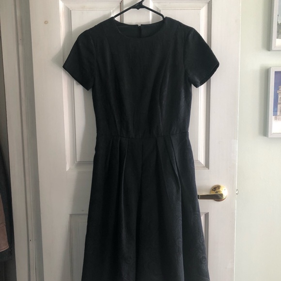 Bespoke culotte dress wear in raw silk blend. - Picture 1 of 5